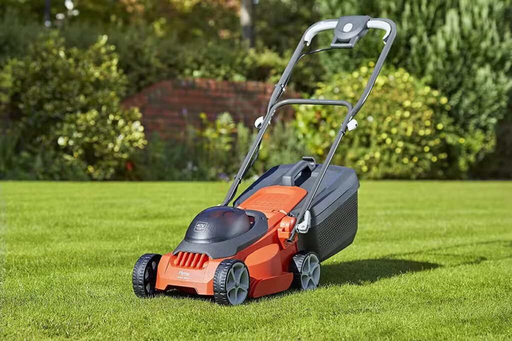 How Many Hours Does A Lawn Mower Last? [Updated 2023]